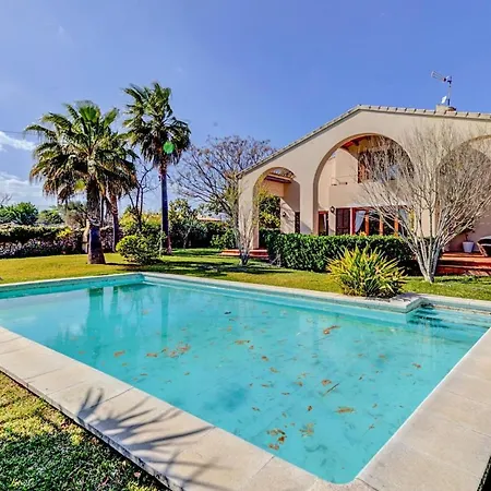 Casa De Arcos By Sealand * Alcudia (Mallorca)